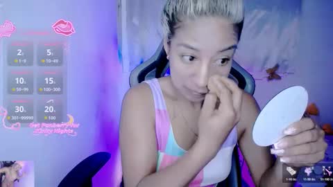 ninatinydoll1 online show from November 26, 2025, 8:59 am