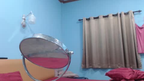 ninew online show from October 9, 2025, 3:32 pm