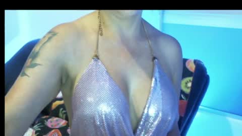 ninfomana420 online show from August 7, 2026, 2:24 am