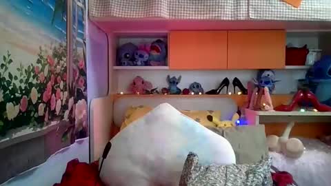 SunnyNatalie Wang online show from May 11, 2026, 8:53 am