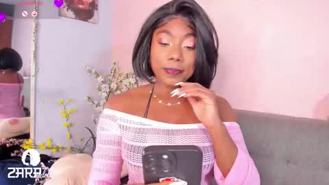 Snapshot of nini_martinii chatting on October 18, 2025, 2:40 pm NINI online show from October 18, 2025, 2:40 pm