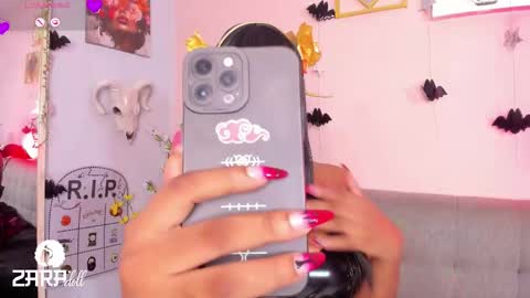 Snapshot of nini_martinii chatting on October 29, 2025, 12:18 pm NINI online show from October 29, 2025, 12:18 pm