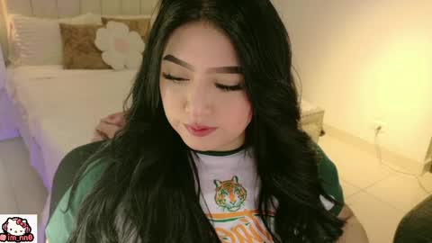 Nina online show from April 16, 2026, 12:39 pm