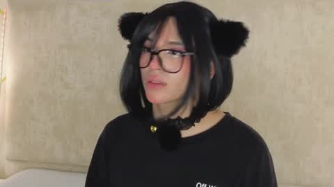 nioki_ online show from April 2, 2026, 5:49 am