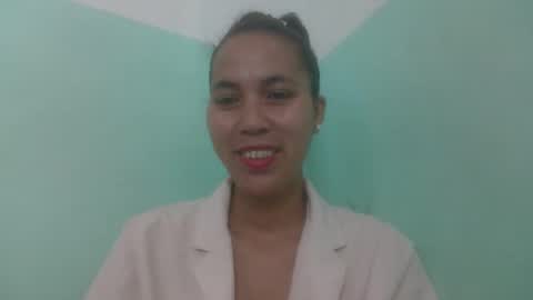 Snapshot of nirisouh chatting on November 24, 2025, 5:40 am nirisouh online show from November 24, 2025, 5:40 am