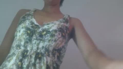 Snapshot of nirisouh chatting on January 6, 2026, 5:22 am nirisouh online show from January 6, 2026, 5:22 am