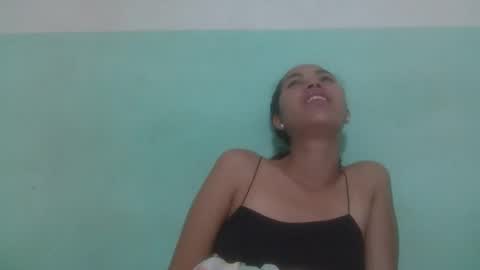 Snapshot of nirisouh chatting on February 23, 2026, 6:44 am nirisouh online show from February 23, 2026, 6:44 am