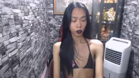 Snapshot of nisha_rose23 chatting on May 19, 2026, 4:35 pm nisha_rose23 online show from May 19, 2026, 4:35 pm