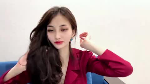 Niu online show from February 8, 2025, 6:44 pm