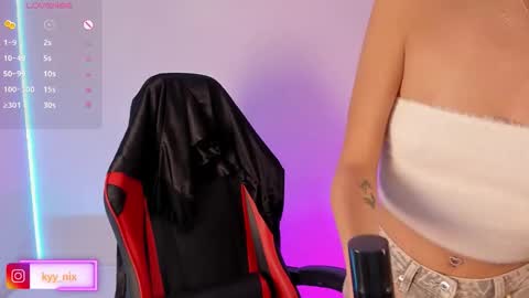 Nicki  online show from October 22, 2025, 4:57 am