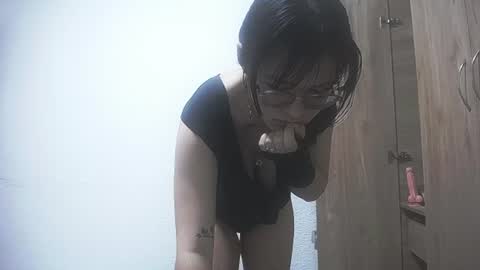 nix_vane online show from June 29, 2026, 3:24 am