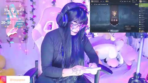 Nixy Sama online show from November 17, 2025, 10:48 pm