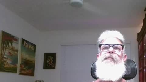 Snapshot of njdbear chatting on July 30, 2026, 12:31 am Don online show from July 30, 2026, 12:31 am