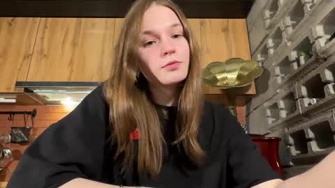 Tears Lora online show from April 2, 2026, 1:25 am