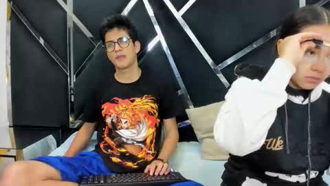 NoaandArez online show from February 16, 2026, 1:57 am