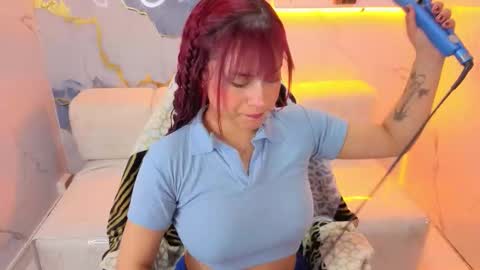 Snapshot of noa_tp chatting on January 7, 2026, 12:51 pm Noa online show from January 7, 2026, 12:51 pm