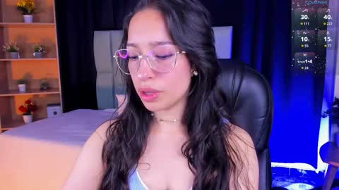 Snapshot of noah25_ chatting on October 24, 2025, 3:47 am Noah online show from October 24, 2025, 3:47 am