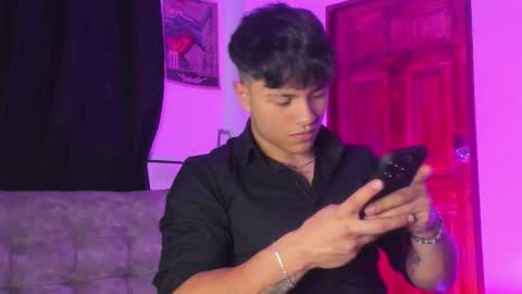 noah_223 online show from February 28, 2026, 5:52 am