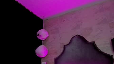 Snapshot of noah_and_kim69 chatting on May 8, 2026, 3:23 am Zoe online show from May 8, 2026, 3:23 am