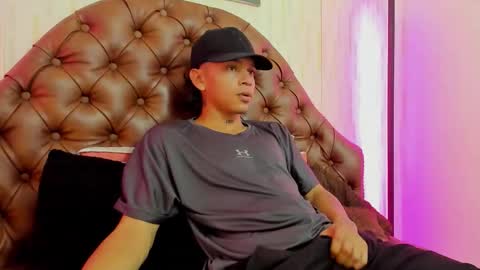 Snapshot of noah_blake0 chatting on September 24, 2025, 2:59 am Noah Blake online show from September 24, 2025, 2:59 am