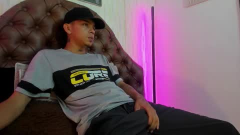 Snapshot of noah_blake0 chatting on September 30, 2025, 2:38 am Noah Blake online show from September 30, 2025, 2:38 am