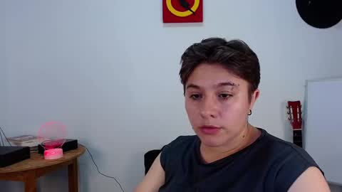 Snapshot of noah_blue7 chatting on January 7, 2025, 10:41 pm Noah online show from January 7, 2025, 10:41 pm