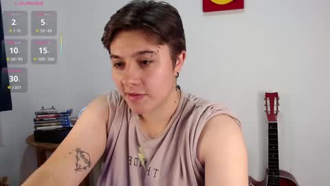 Snapshot of noah_blue7 chatting on January 17, 2025, 2:18 am Noah online show from January 17, 2025, 2:18 am