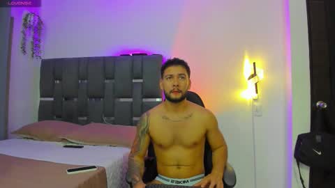 Snapshot of noah_corvelle chatting on February 6, 2026, 5:12 am NOAH online show from February 6, 2026, 5:12 am