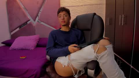 Snapshot of noah_deluca_ chatting on March 16, 2026, 7:40 pm Noah De Luca online show from March 16, 2026, 7:40 pm