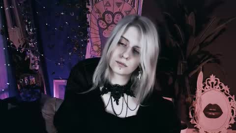 REAL name LiaDM are always open online show from December 18, 2025, 9:21 pm