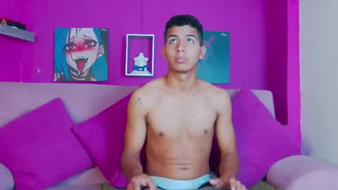 Snapshot of noah_greenhart chatting on December 22, 2025, 12:57 pm Noah online show from December 22, 2025, 12:57 pm