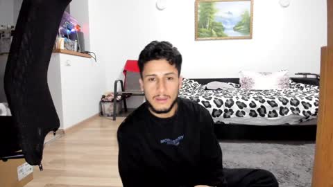 Snapshot of noah_happy07 chatting on December 18, 2024, 6:25 pm Noah online show from December 18, 2024, 6:25 pm