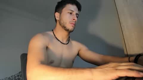 Snapshot of noah_happy07 chatting on September 16, 2025, 4:13 am Noah online show from September 16, 2025, 4:13 am