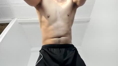 Snapshot of noah_happy07 chatting on September 19, 2025, 4:14 am Noah online show from September 19, 2025, 4:14 am