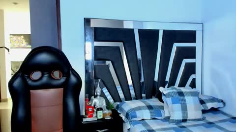 Snapshot of noah_harris01 chatting on February 2, 2026, 12:26 pm Noah Harris01 online show from February 2, 2026, 12:26 pm