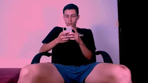 noah_jack1 online show from November 3, 2025, 7:26 pm