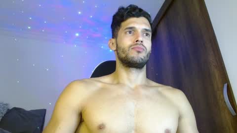 Snapshot of noah_jhonsonn chatting on December 20, 2024, 11:43 am Noah online show from December 20, 2024, 11:43 am