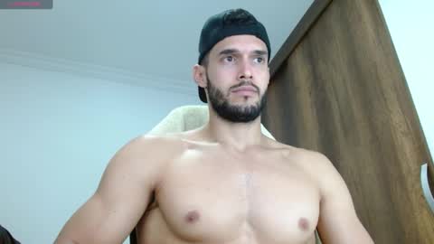 Snapshot of noah_jhonsonn chatting on February 27, 2025, 5:36 pm Noah online show from February 27, 2025, 5:36 pm