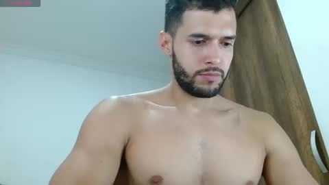 Snapshot of noah_jhonsonn chatting on September 23, 2025, 2:42 pm Noah online show from September 23, 2025, 2:42 pm