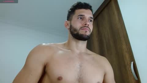 Snapshot of noah_jhonsonn chatting on October 8, 2025, 11:52 am Noah online show from October 8, 2025, 11:52 am