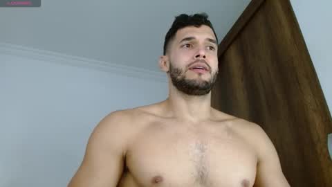 Snapshot of noah_jhonsonn chatting on October 15, 2025, 3:56 pm Noah online show from October 15, 2025, 3:56 pm