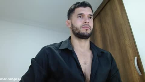 Snapshot of noah_jhonsonn chatting on October 31, 2025, 11:22 am Noah online show from October 31, 2025, 11:22 am