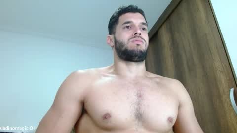 Snapshot of noah_jhonsonn chatting on November 7, 2025, 11:21 am Noah online show from November 7, 2025, 11:21 am