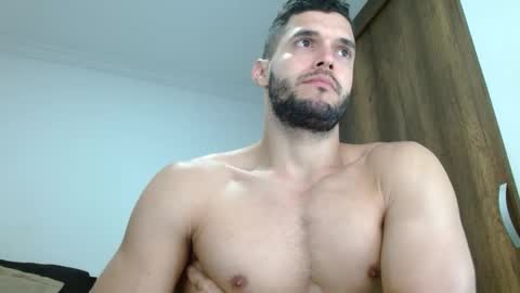 Snapshot of noah_jhonsonn chatting on November 28, 2025, 10:40 am Noah online show from November 28, 2025, 10:40 am