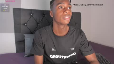 noah_johes online show from May 2, 2026, 3:22 am