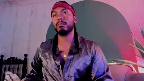 Snapshot of noah_jones__ chatting on January 16, 2025, 6:27 pm Noah online show from January 16, 2025, 6:27 pm