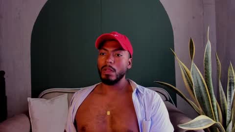 Snapshot of noah_jones__ chatting on February 8, 2025, 9:15 pm Noah online show from February 8, 2025, 9:15 pm