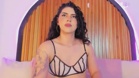 Mrs. Monroe online show from December 16, 2024, 1:21 am