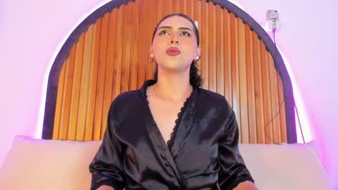 Mrs. Monroe online show from December 22, 2024, 1:23 am