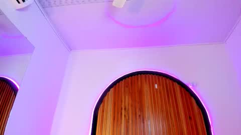 Mrs. Monroe online show from January 10, 2025, 7:21 pm